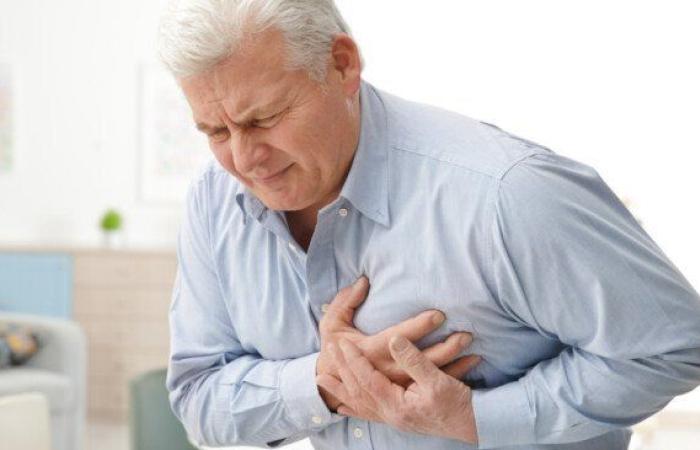 الأزمة القلبية.. الأعراض وطرق الوقاية